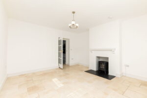 Terraced 3 bedroom, two bathroom Victorian cottage with parking in Gorey Village