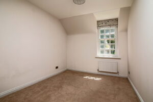 Three Bedroom, Two Bathroom Granite Cottage In A Delightful Hamlet Setting