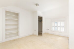 Terraced 3 bedroom, two bathroom Victorian cottage with parking in Gorey Village