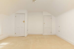 Terraced 3 bedroom, two bathroom Victorian cottage with parking in Gorey Village