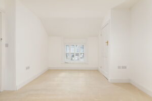 Terraced 3 bedroom, two bathroom Victorian cottage with parking in Gorey Village