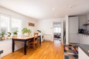 One Bedroom Detached Bungalow With Paved Garden And 3 Parking Spaces