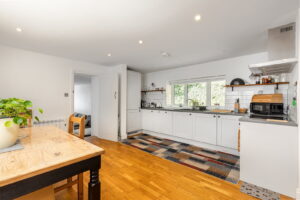 One Bedroom Detached Bungalow With Paved Garden And 3 Parking Spaces