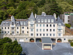 Quality Apartment with Views in St Brelade