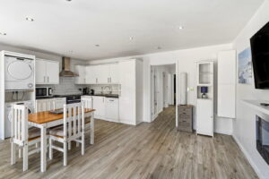 Versatile Detached Bungalow Home with Two Bedroom Annexe
