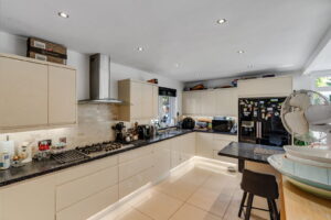 Versatile Detached Bungalow Home with Two Bedroom Annexe