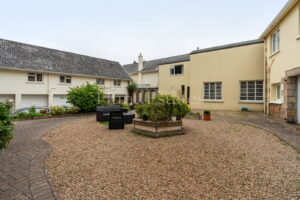 Two-Bedroom Terraced Cottage in a Rural St Lawrence Location