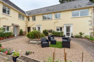 Two-Bedroom Terraced Cottage in a Rural St Lawrence Location