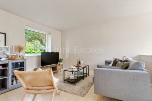 Two-Bedroom Terraced Cottage in a Rural St Lawrence Location