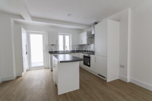 Newly Renovated Two-Bedroom Cottage With Private Outdoor Space