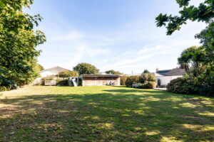 Spacious detached four bedroom, two bathroom bungalow in a quiet St Lawrence setting