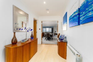 Luxury Two-Bedroom Apartment with Private Beach Access&nbsp;