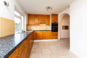 Five-Bedroom Family Home with Large West Facing Garden