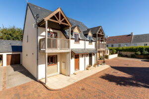 Three Bedroom, Two Bathroom Semi-Detached House With Garage