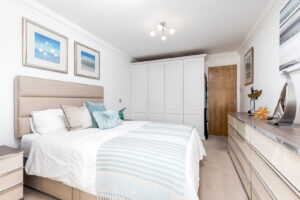 Luxury Two-Bedroom Apartment with Private Beach Access&nbsp;