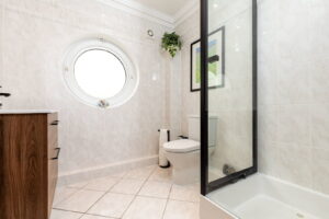 Luxury Two-Bedroom Apartment with Private Beach Access&nbsp;