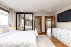 Spacious detached four bedroom, two bathroom bungalow in a quiet St Lawrence setting