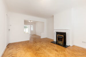 Five-Bedroom Family Home with Large West Facing Garden