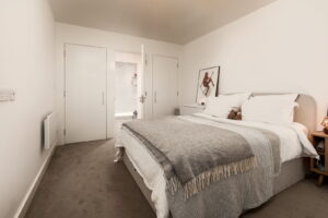 Modern two bedroom. two bathroom Metropol apartment with balcony & parking