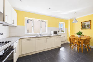 Four Bedroom Town House with Private Beach Access