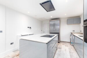 Non-Qualified - Newly Renovated Bungalow