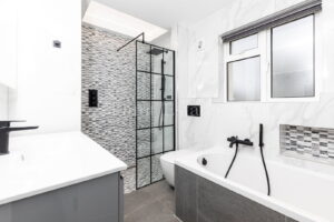 Non-Qualified - Newly Renovated Bungalow